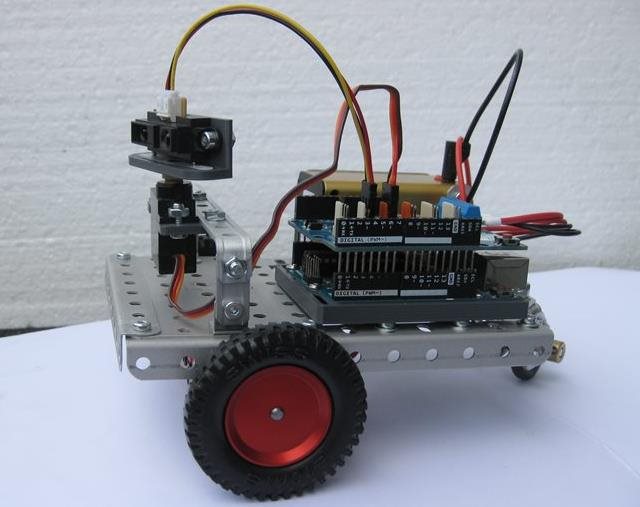 Mit STOKYS und Arduino einen autonomen Roboter bauen